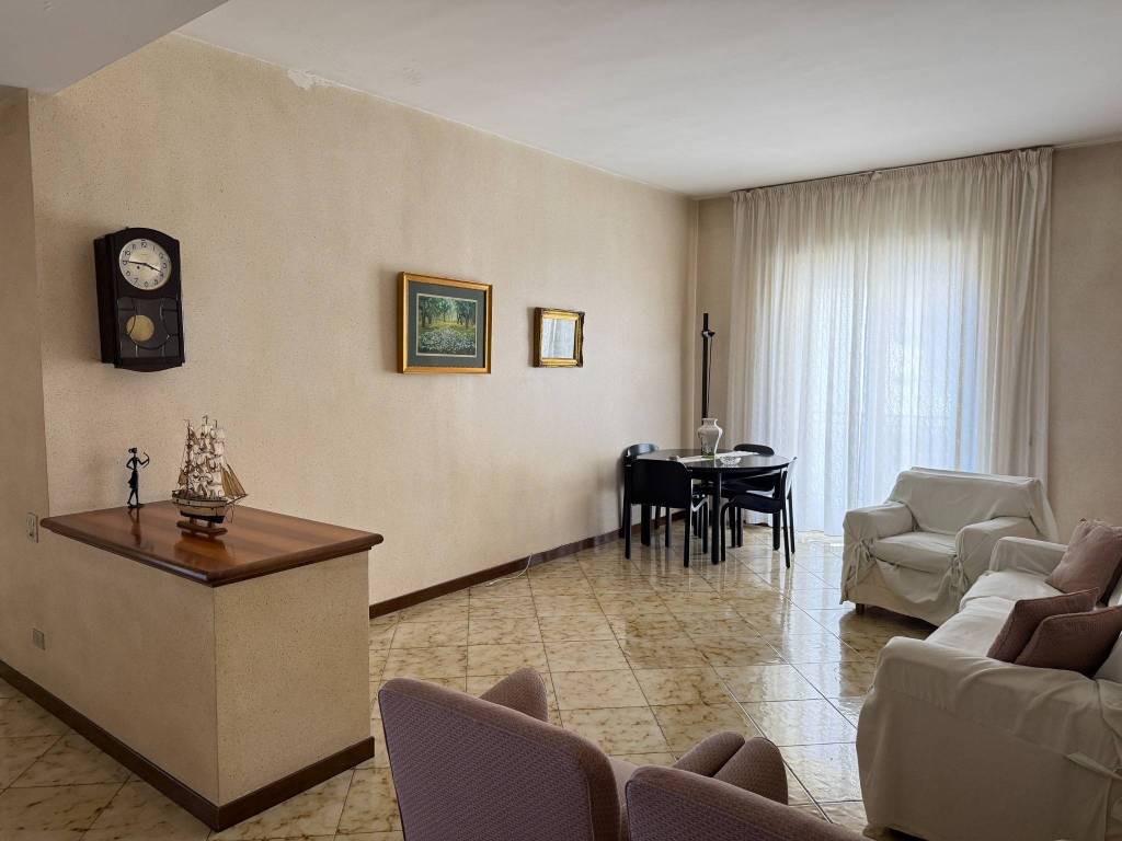 appartamento in vendita a Napoli in zona Arenella