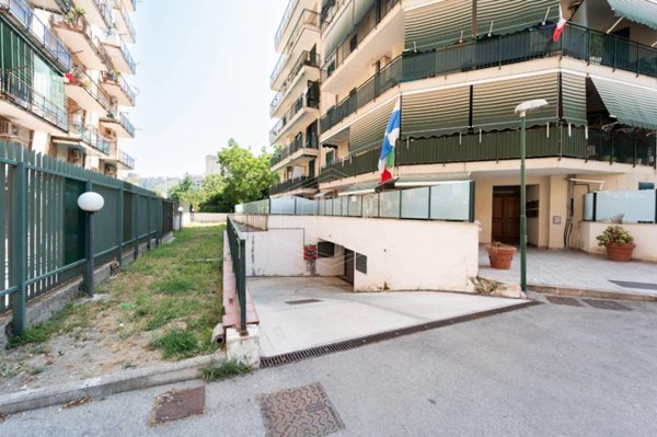 appartamento in vendita a Napoli in zona Bagnoli
