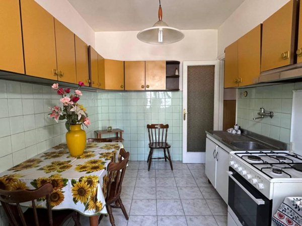 appartamento in vendita a Napoli in zona Barra