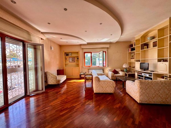 appartamento in vendita a Napoli in zona Camaldoli