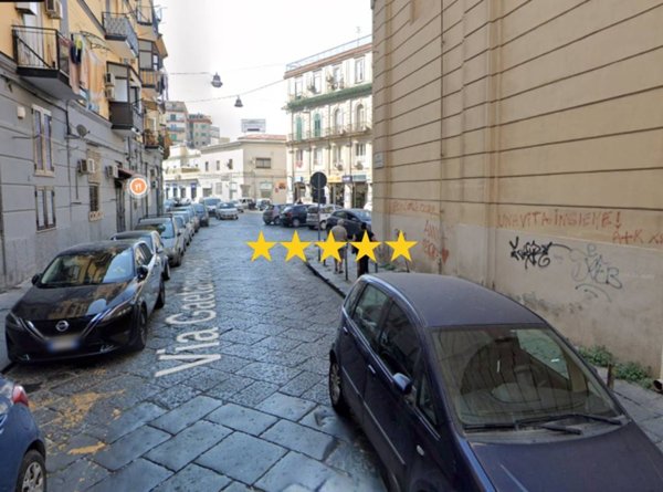 appartamento in vendita a Napoli