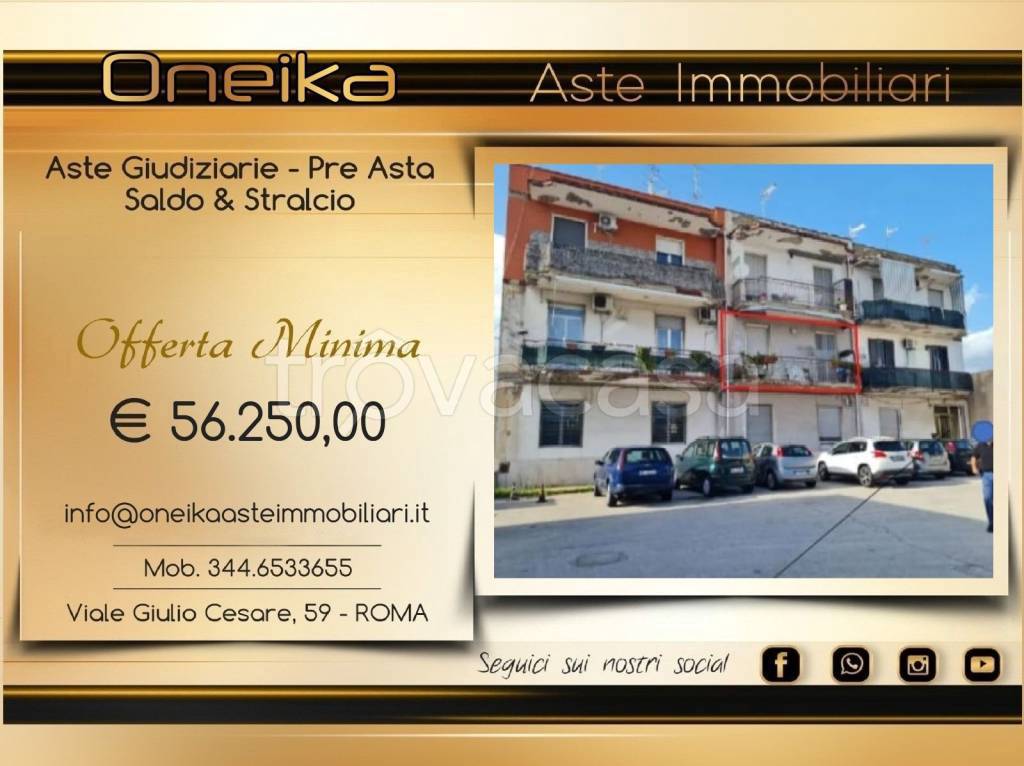 appartamento in vendita a Napoli in zona Barra