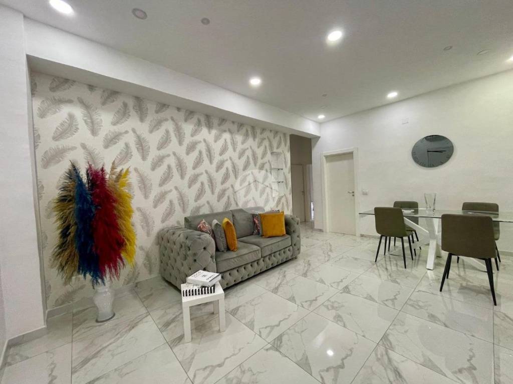 appartamento in vendita a Napoli in zona Pendino / San Giuseppe
