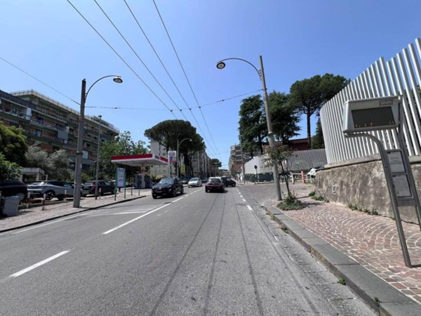 appartamento in vendita a Napoli in zona Capodimonte / Colli Aminei