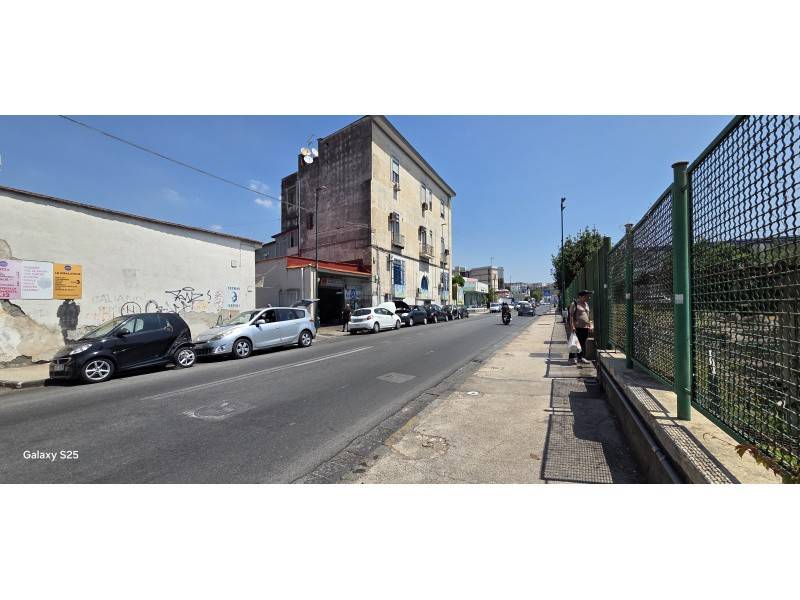 appartamento in vendita a Napoli in zona Bagnoli