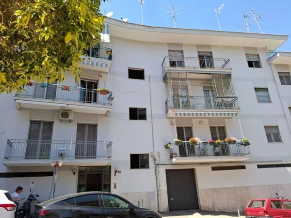 appartamento in vendita a Napoli in zona Stella