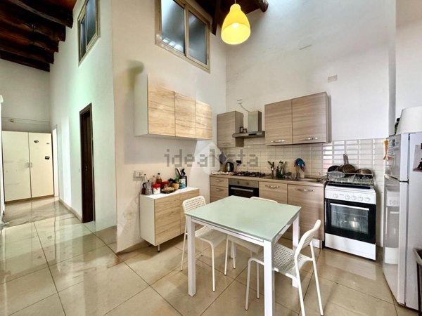 appartamento in vendita a Napoli in zona San Lorenzo