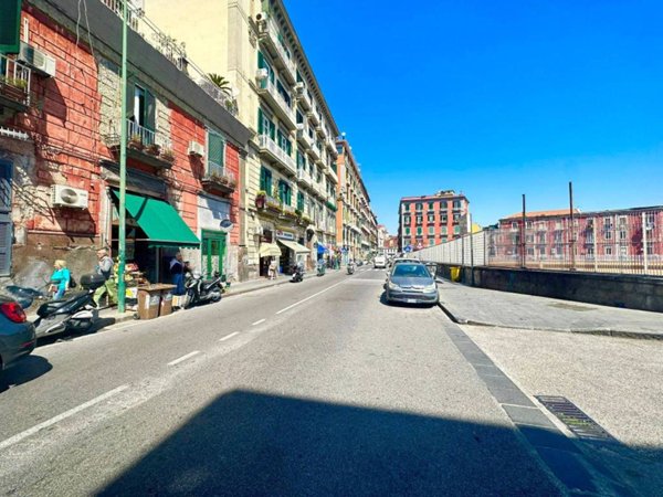 appartamento in vendita a Napoli