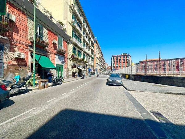 appartamento in vendita a Napoli