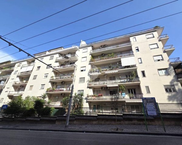 appartamento in vendita a Napoli in zona Capodimonte / Colli Aminei
