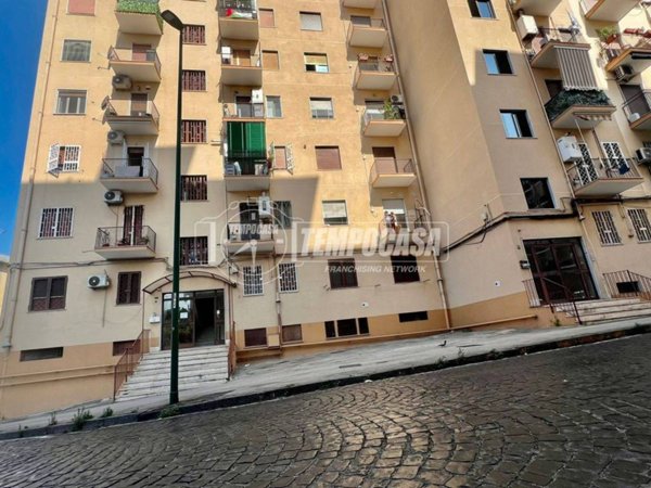 appartamento in vendita a Napoli in zona Fuorigrotta