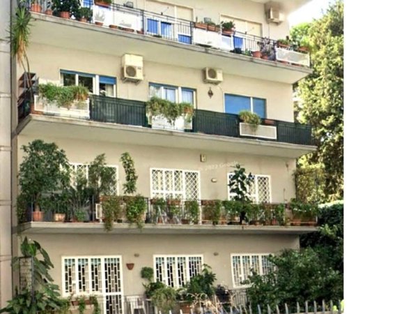 appartamento in vendita a Napoli in zona Posillipo