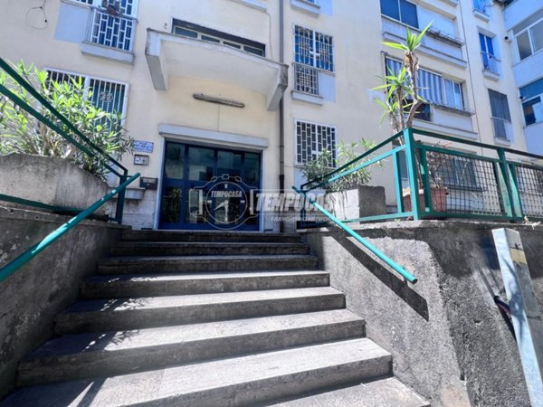 appartamento in vendita a Napoli in zona Capodimonte / Colli Aminei