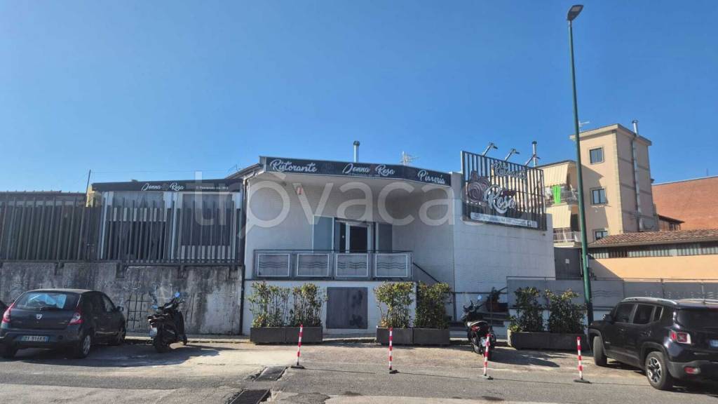 appartamento in vendita a Napoli in zona Pianura