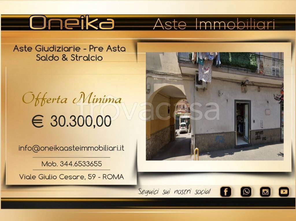 appartamento in vendita a Napoli in zona Pianura