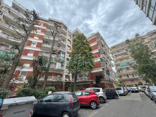 appartamento in vendita a Napoli in zona Fuorigrotta