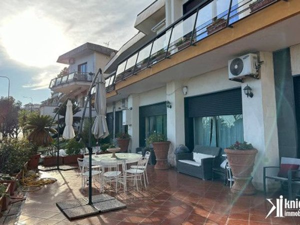 appartamento in vendita a Napoli in zona Posillipo
