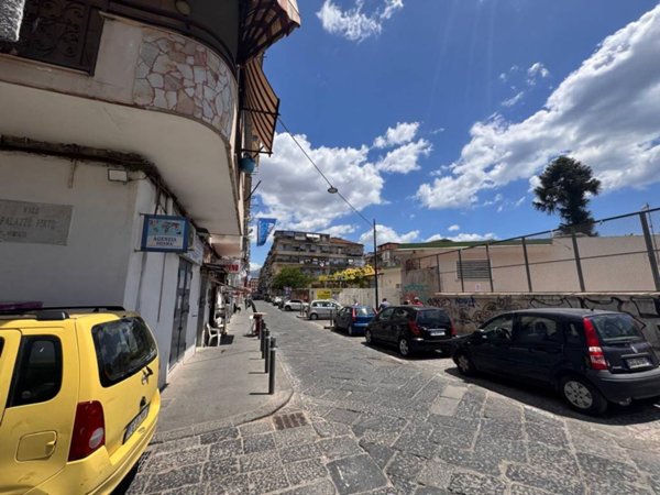 appartamento in vendita a Napoli in zona Pendino / San Giuseppe
