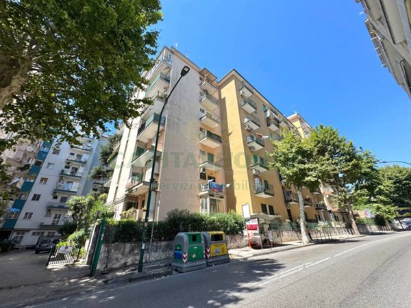 appartamento in vendita a Napoli in zona Arenella