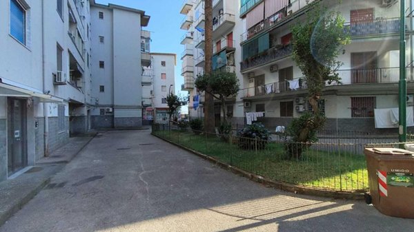 appartamento in vendita a Napoli in zona Bagnoli