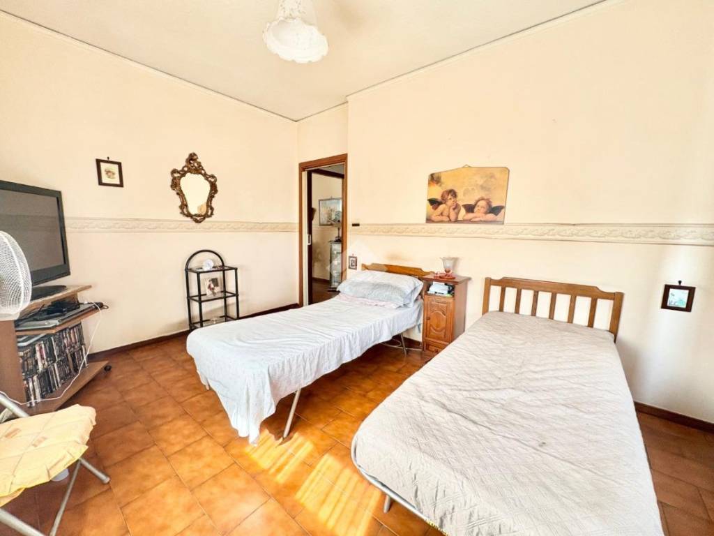 appartamento in vendita a Napoli in zona Poggioreale