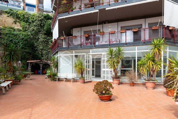 appartamento in vendita a Napoli in zona Posillipo
