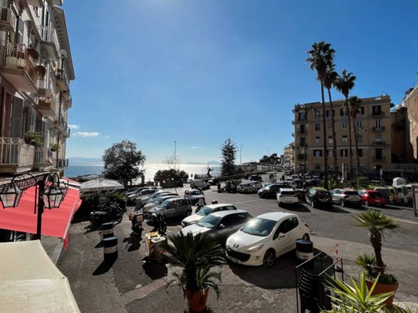 appartamento in vendita a Napoli in zona Posillipo