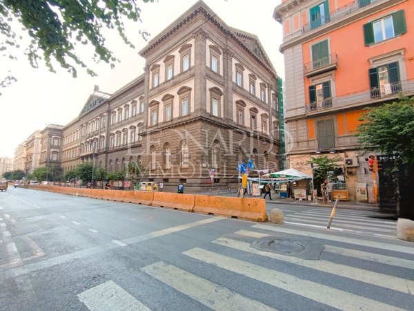 appartamento in vendita a Napoli in zona Pendino / San Giuseppe