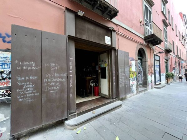 negozio in vendita a Napoli