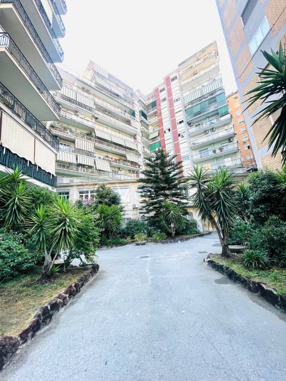 appartamento in vendita a Napoli in zona Vomero