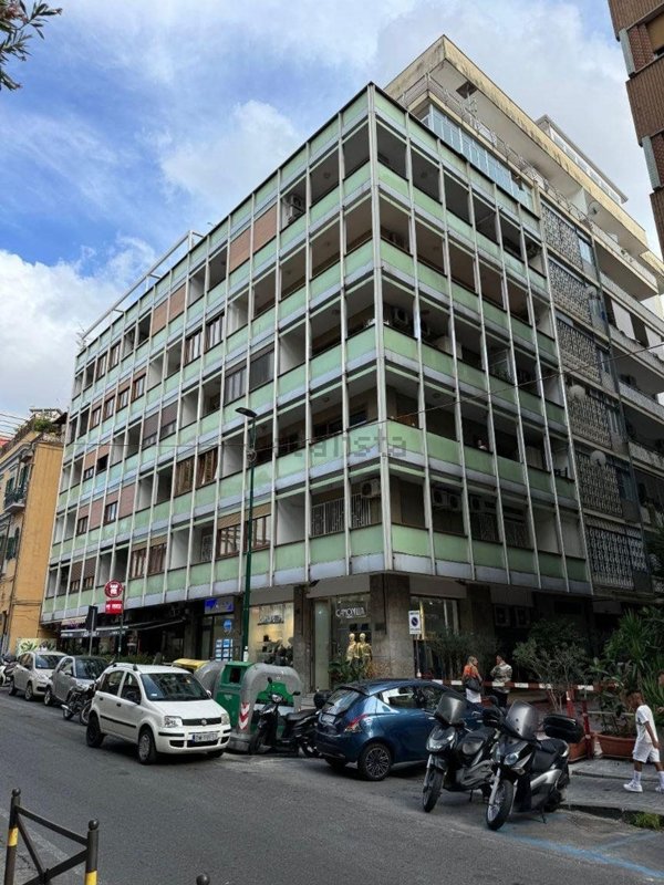appartamento in vendita a Napoli in zona Vomero