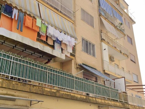 appartamento in vendita a Napoli in zona Secondigliano