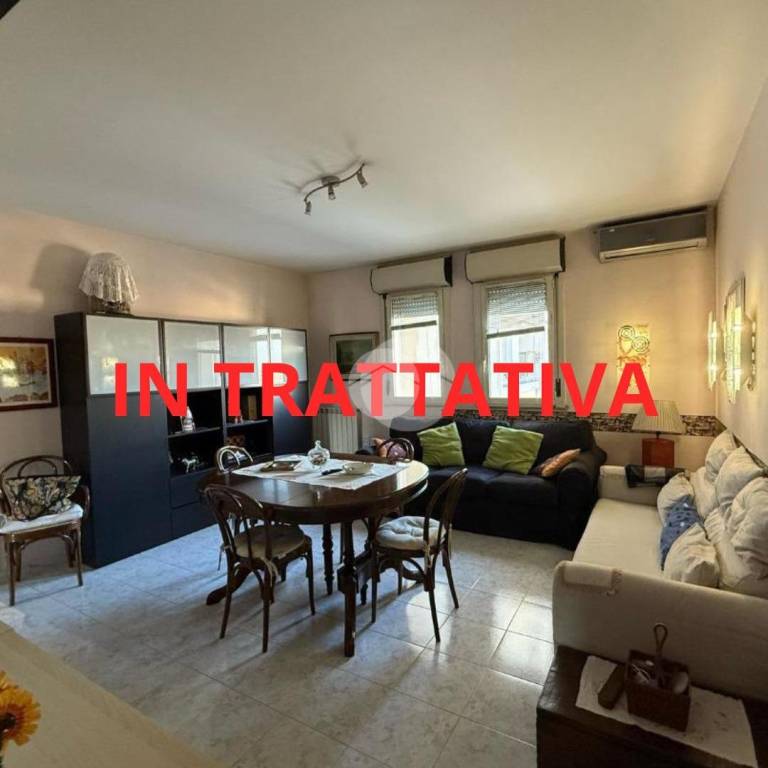 appartamento in vendita a Napoli in zona Barra