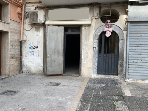 negozio in vendita a Napoli