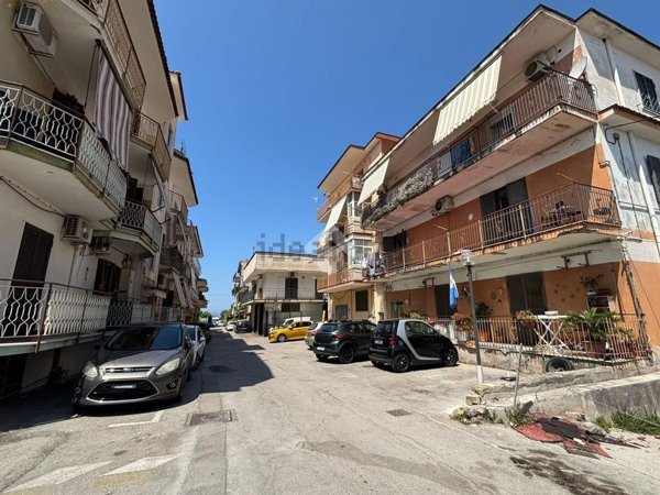 appartamento in vendita a Napoli in zona Barra