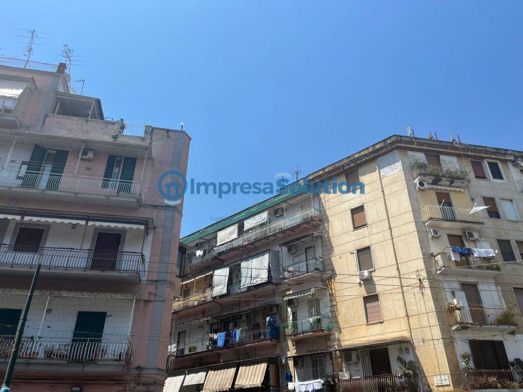 negozio in vendita a Napoli in zona Mercato