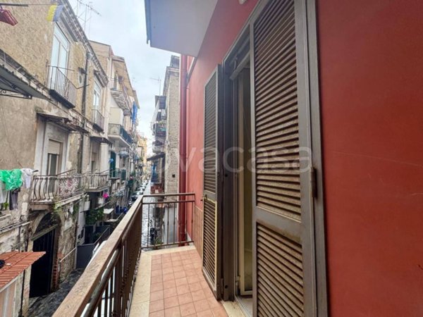 appartamento in vendita a Napoli in zona Pendino / San Giuseppe