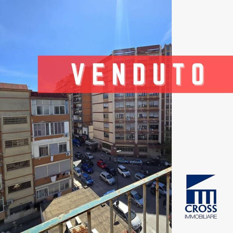 appartamento in vendita a Napoli in zona Fuorigrotta