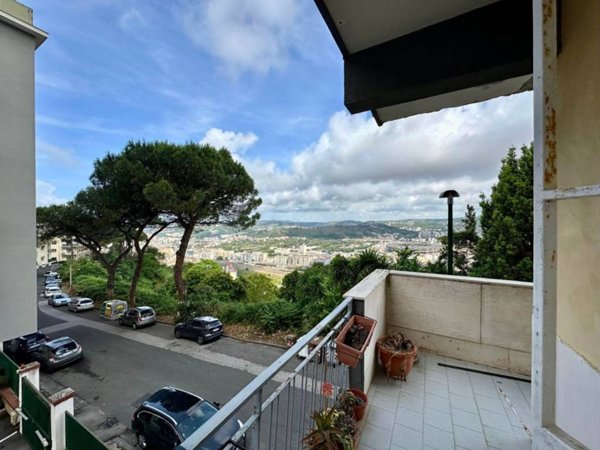 appartamento in vendita a Napoli in zona Posillipo