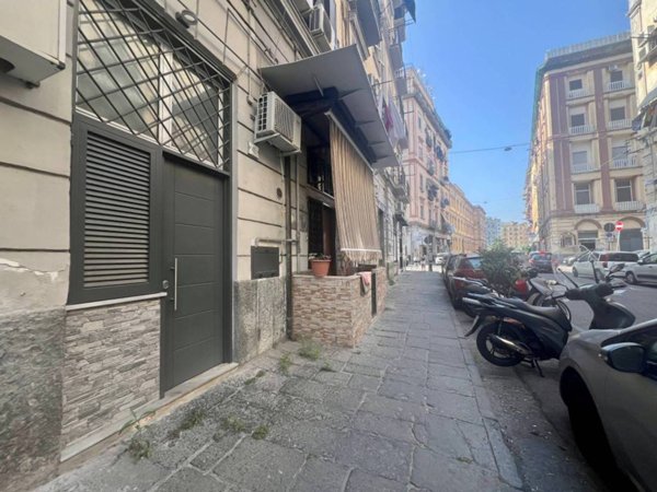 appartamento in vendita a Napoli