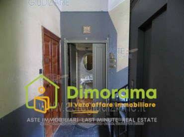 appartamento in vendita a Napoli in zona Mercato