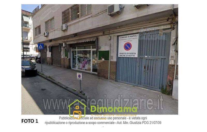 negozio in vendita a Napoli in zona Mercato