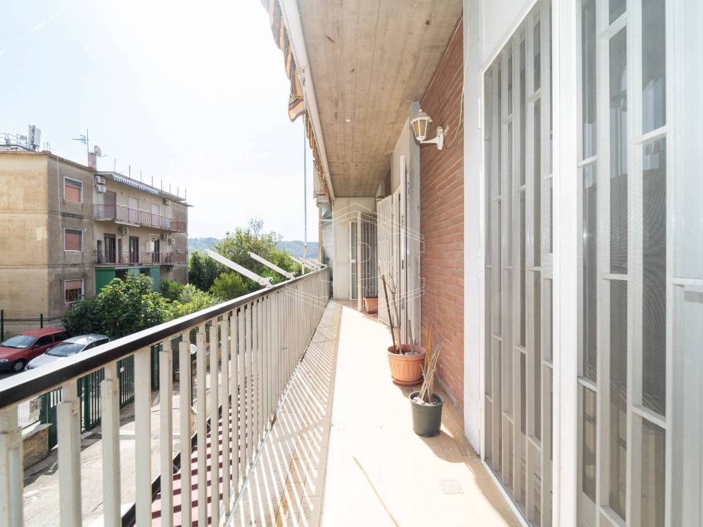 appartamento in vendita a Napoli in zona Bagnoli