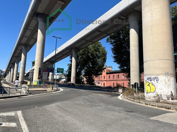 appartamento in vendita a Napoli in zona Vicaria