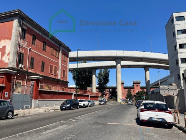 appartamento in vendita a Napoli in zona Poggioreale