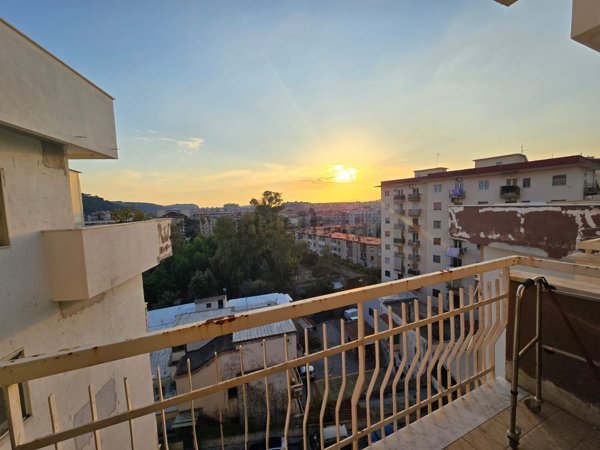 appartamento in vendita a Napoli in zona Fuorigrotta
