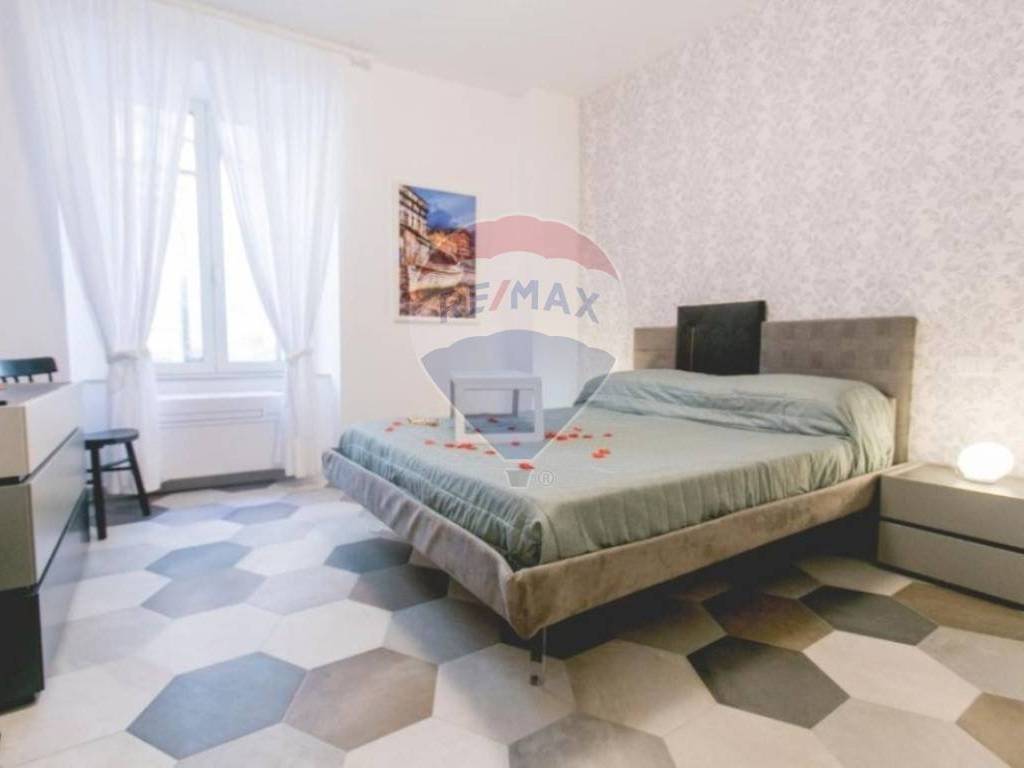 appartamento in vendita a Napoli in zona Stella