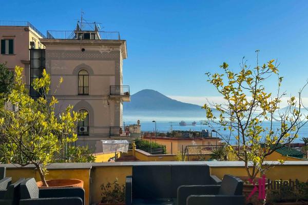 casa indipendente in vendita a Napoli in zona Posillipo