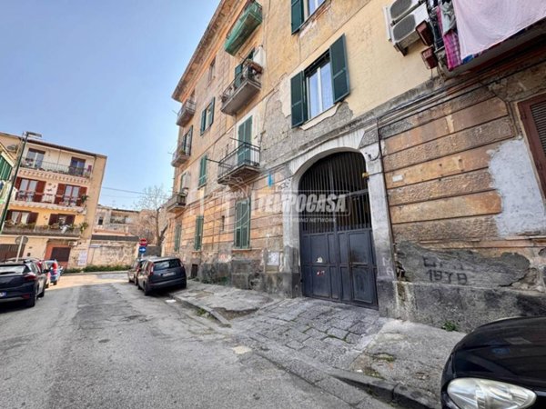 appartamento in vendita a Napoli in zona Secondigliano