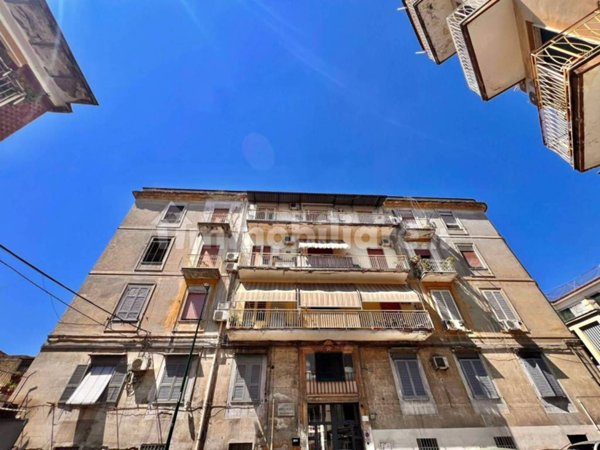 appartamento in vendita a Napoli in zona Secondigliano